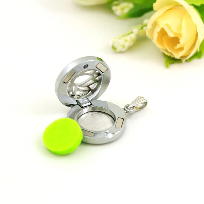 Wholesale 20mm Alloy Glossy Openable Perfume Essential Oil Aromatherapy Pendant&charms
