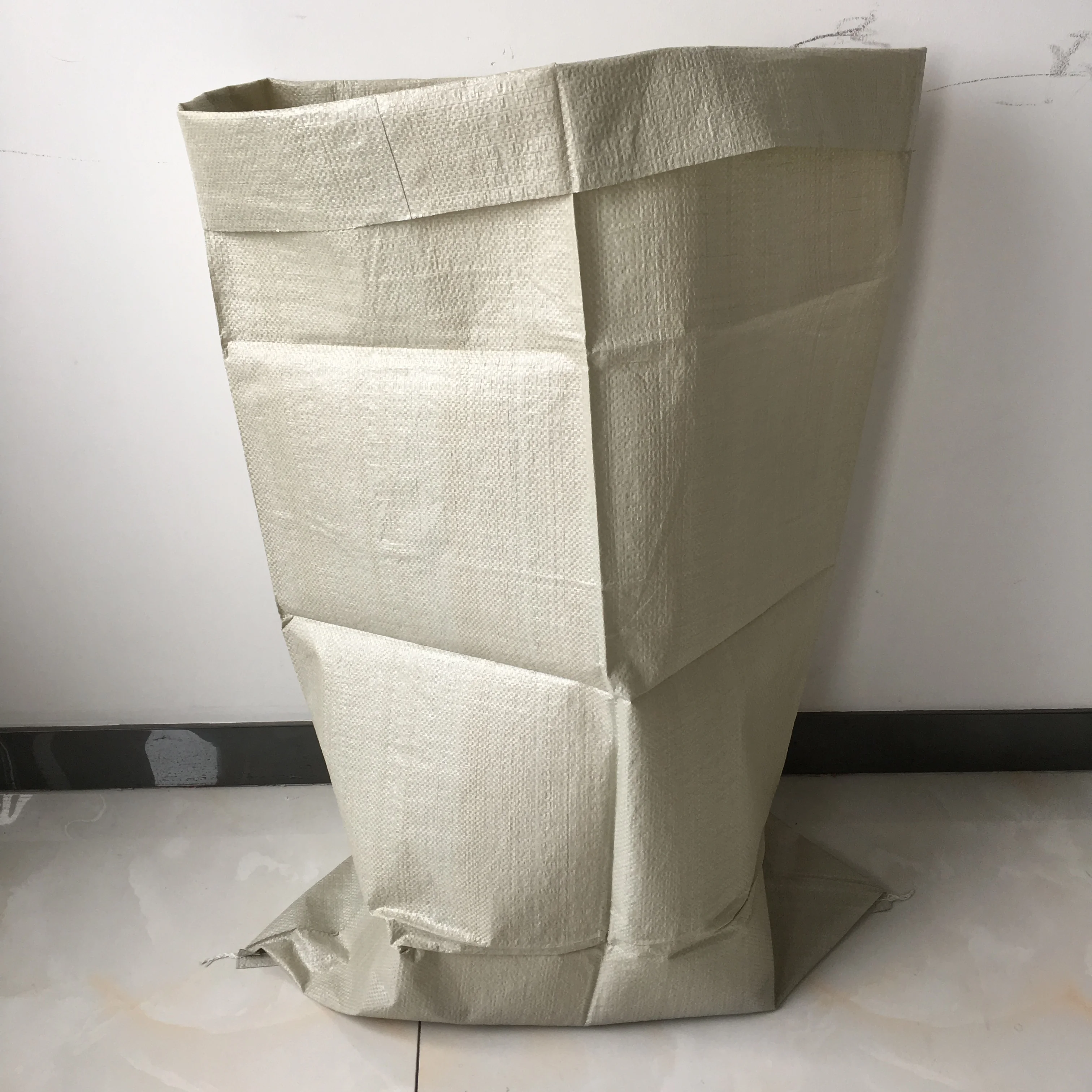 
The optimal empty sack pp woven rubble bags / sack for packing garbage, construction rubble and scrap wood 