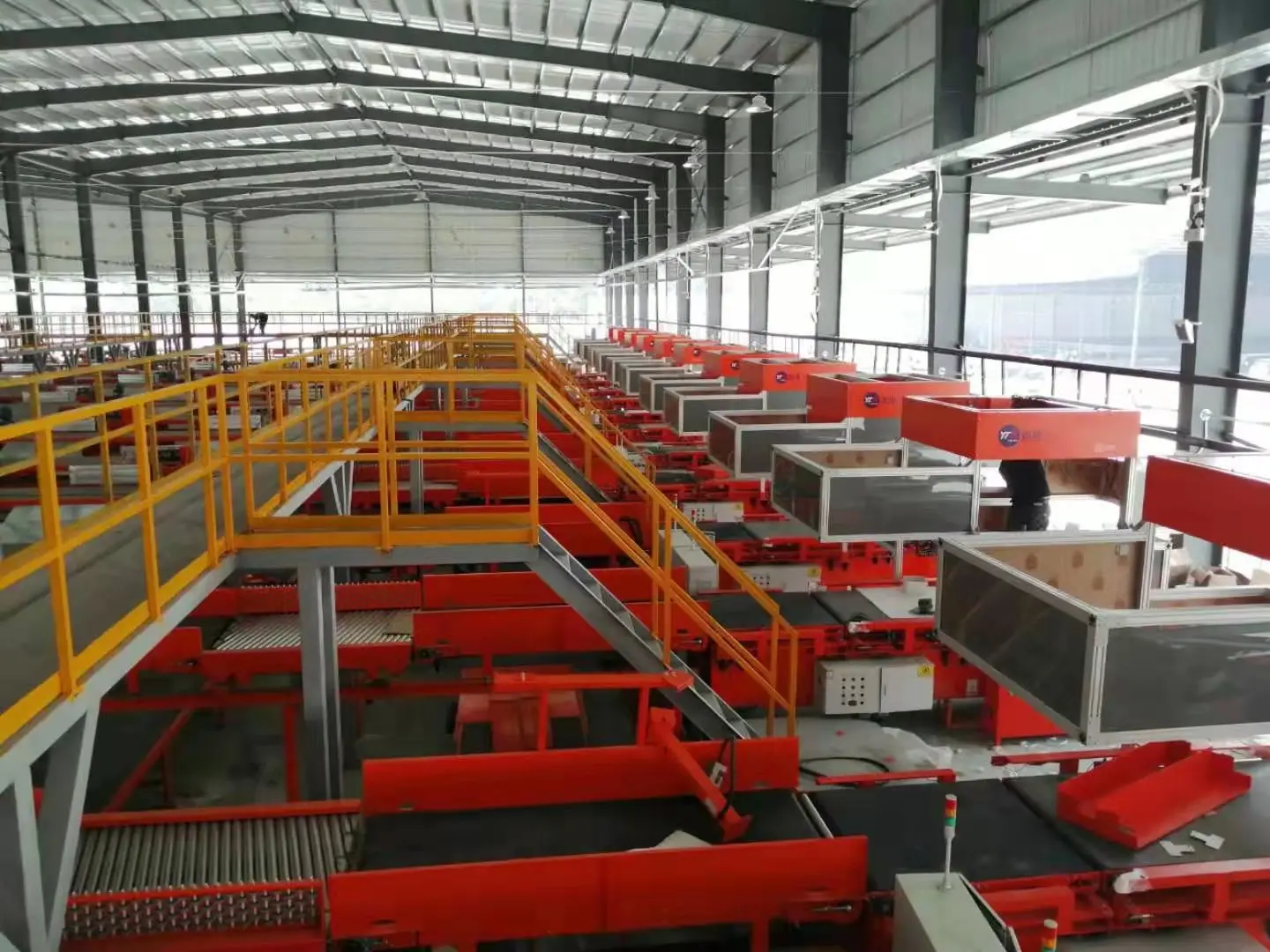 Automation clothes separate machine cross belt sorting conveyor with DWS for e-commerce for express/ post