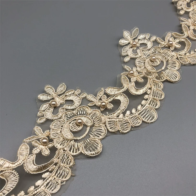 Wholesale White Handmade  Small Bead Guarnicao De Renda Olivet French Mesh Scalloped Tulle Beaded Border Lace Trim