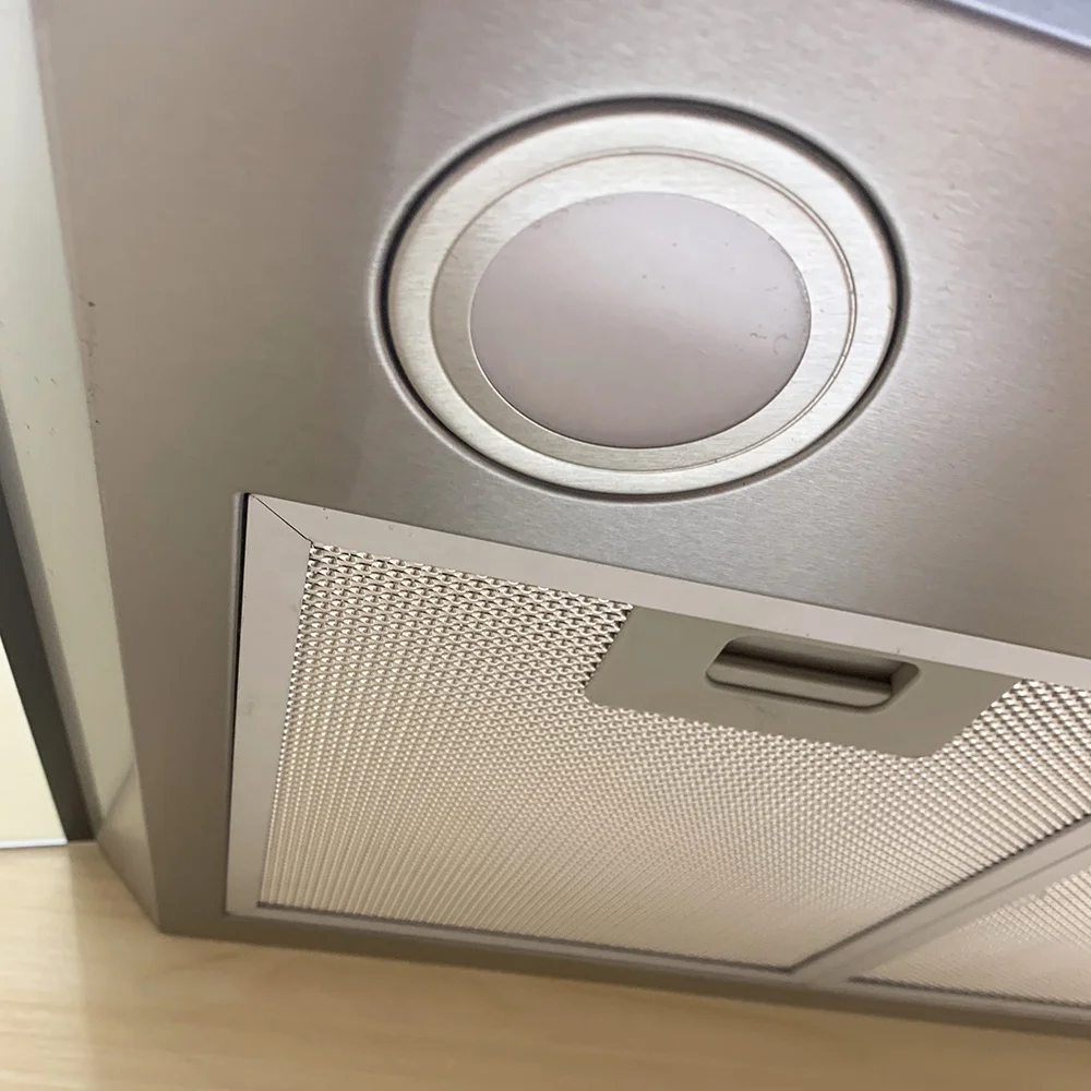 North America Middle End Market Super High Suction 3 Speed Touch Control 900mm Cone Filter Chimney Hood