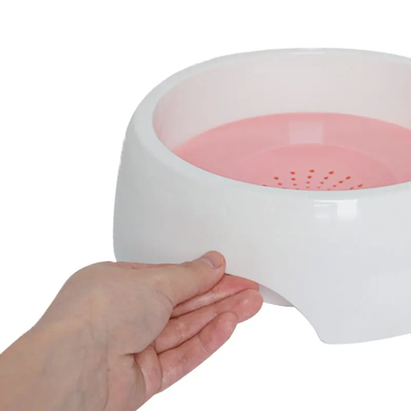 Pet dog floating water bowl Splash resistant Dog bowl No wet mouth cat water bowl Cat water dispenser