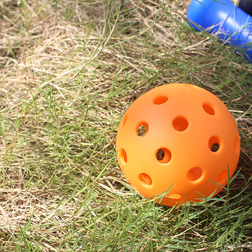 12 Pcs/Pack Airflow Pickleball Ball 40/26 Holes Batting Practice Ball Golf Balls Soft Training Baseball Softball with Mesh Bag