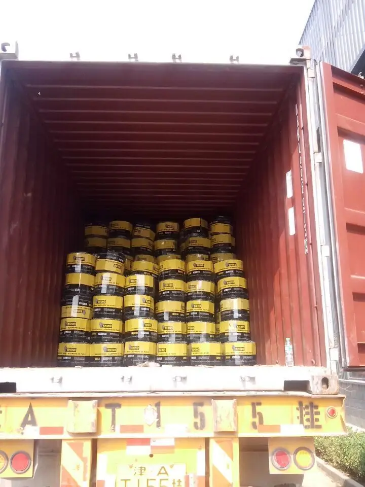 1.65mmx1.65mm Hot-Dipped Galvanized Barbed Wire Price 500m per Roll for safety fence