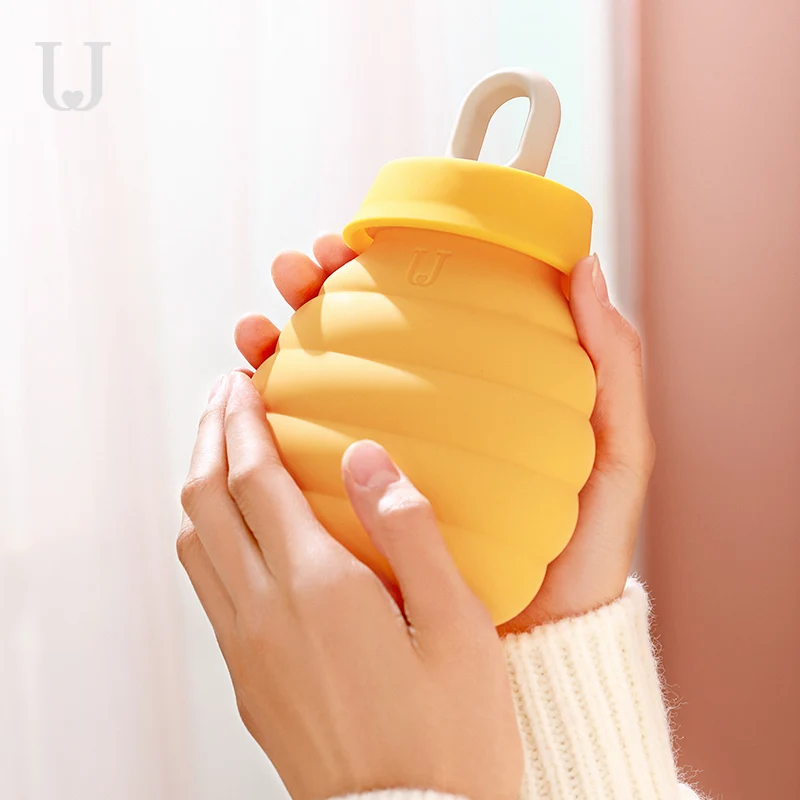 2021 Eco-Friendly Factory Price Custom Cute Portable Winter Silicone Hand Warmer Hot Water Bag with Cover