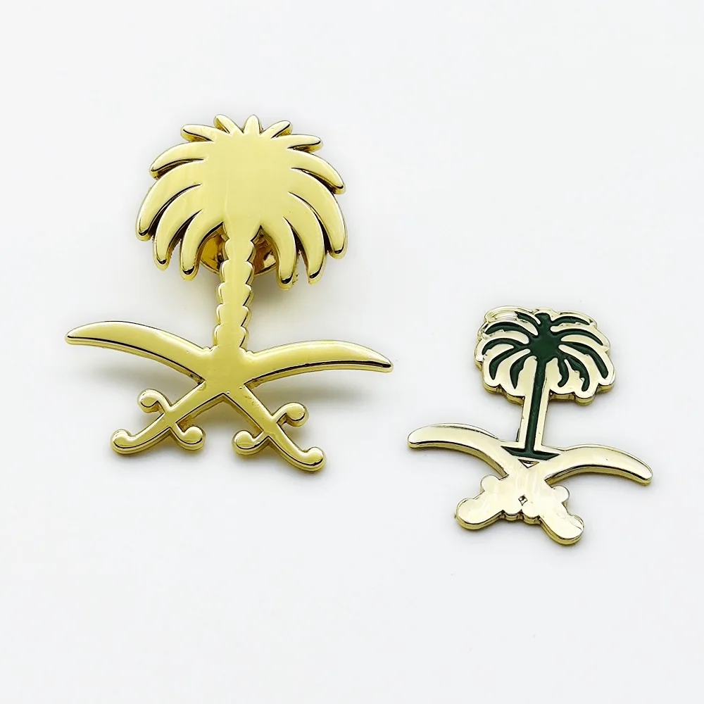 Custom Metal Badge Saudi Arabia National Day lapel pin Souvenir Saudi Map Gold Enamel Saudi Pins