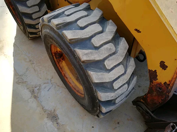 GOOD PRICE excellent quality skid steer loader CAT 252B3 USED SKID STEER GOOD WORKING in stock EPA LICENSE  CE LICENCE AVAILABLE