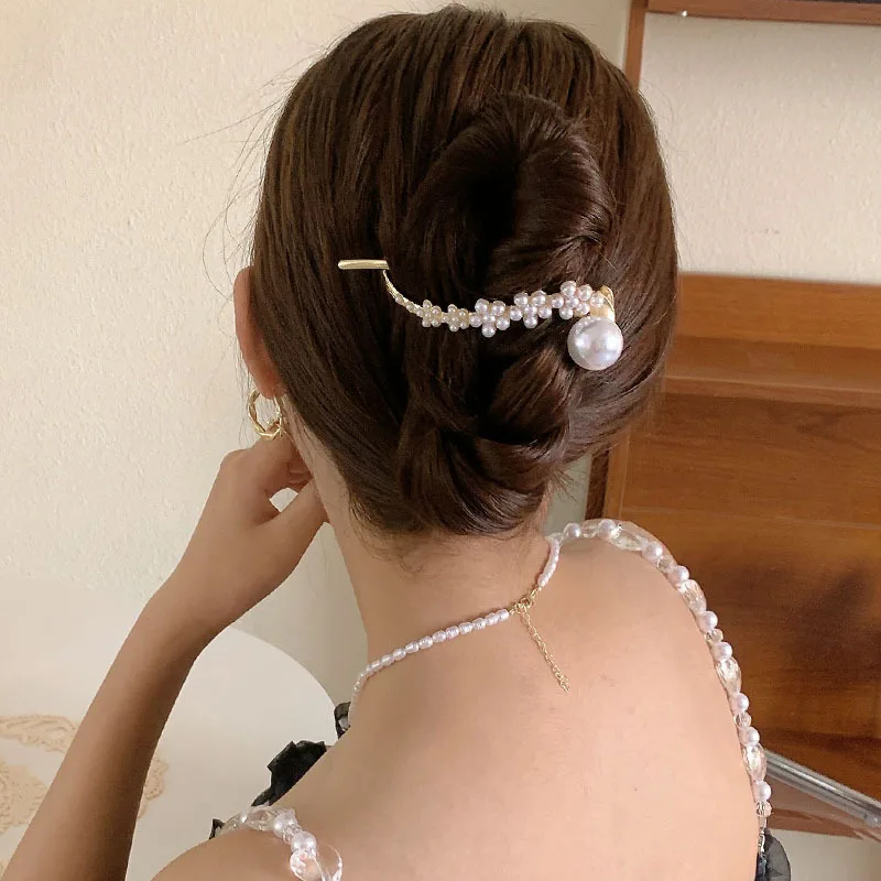 Wholesale Fashion Twist Clip Pearls Alloy Hairpin Sweet Ponytail Clip Barrettes Hairgrips Hair Clips For Women