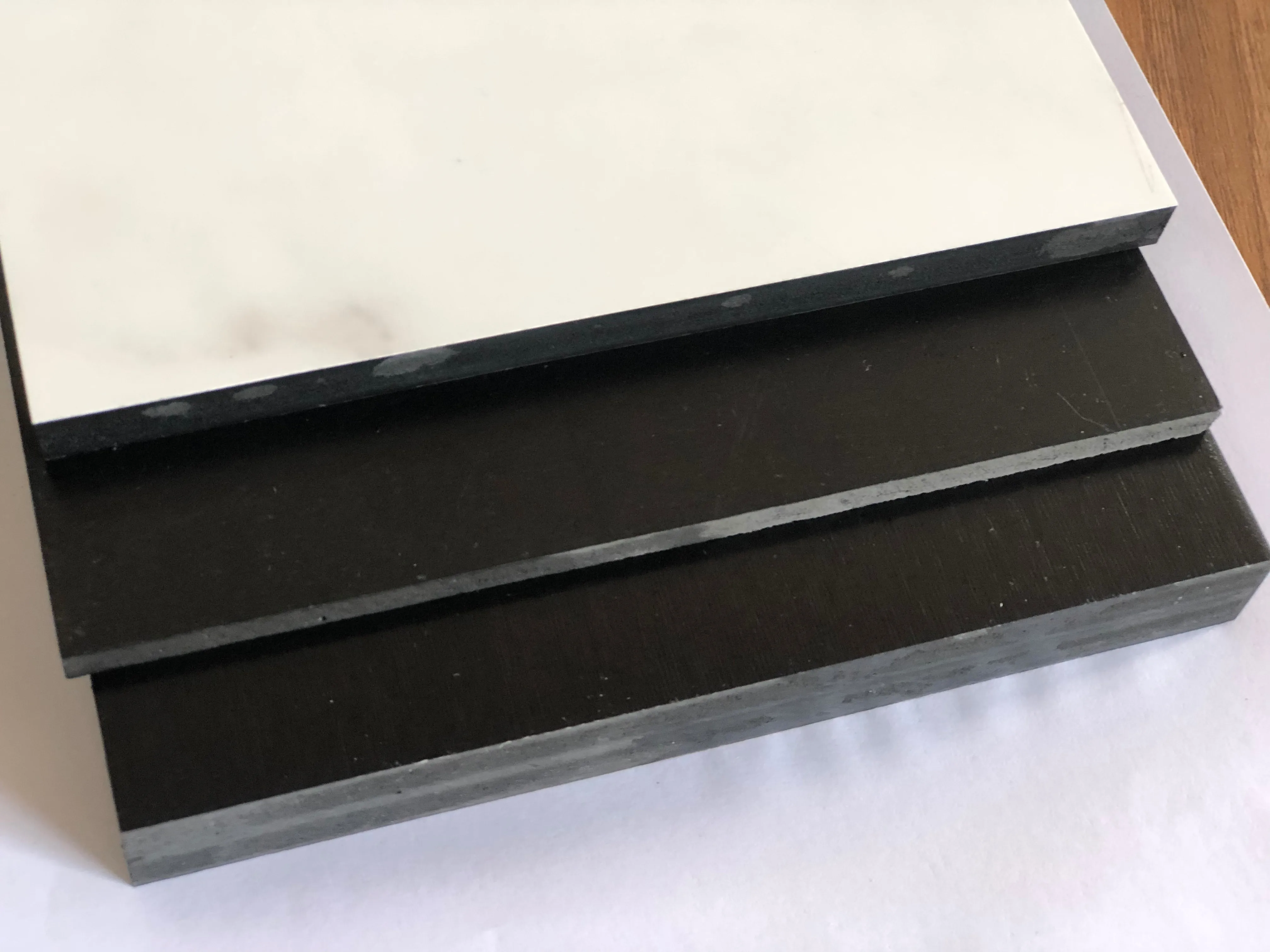 
1220x178 mm Latch Type Heat Insulation Bamboo Charcoal Flooring Decorated with Wood Grain 