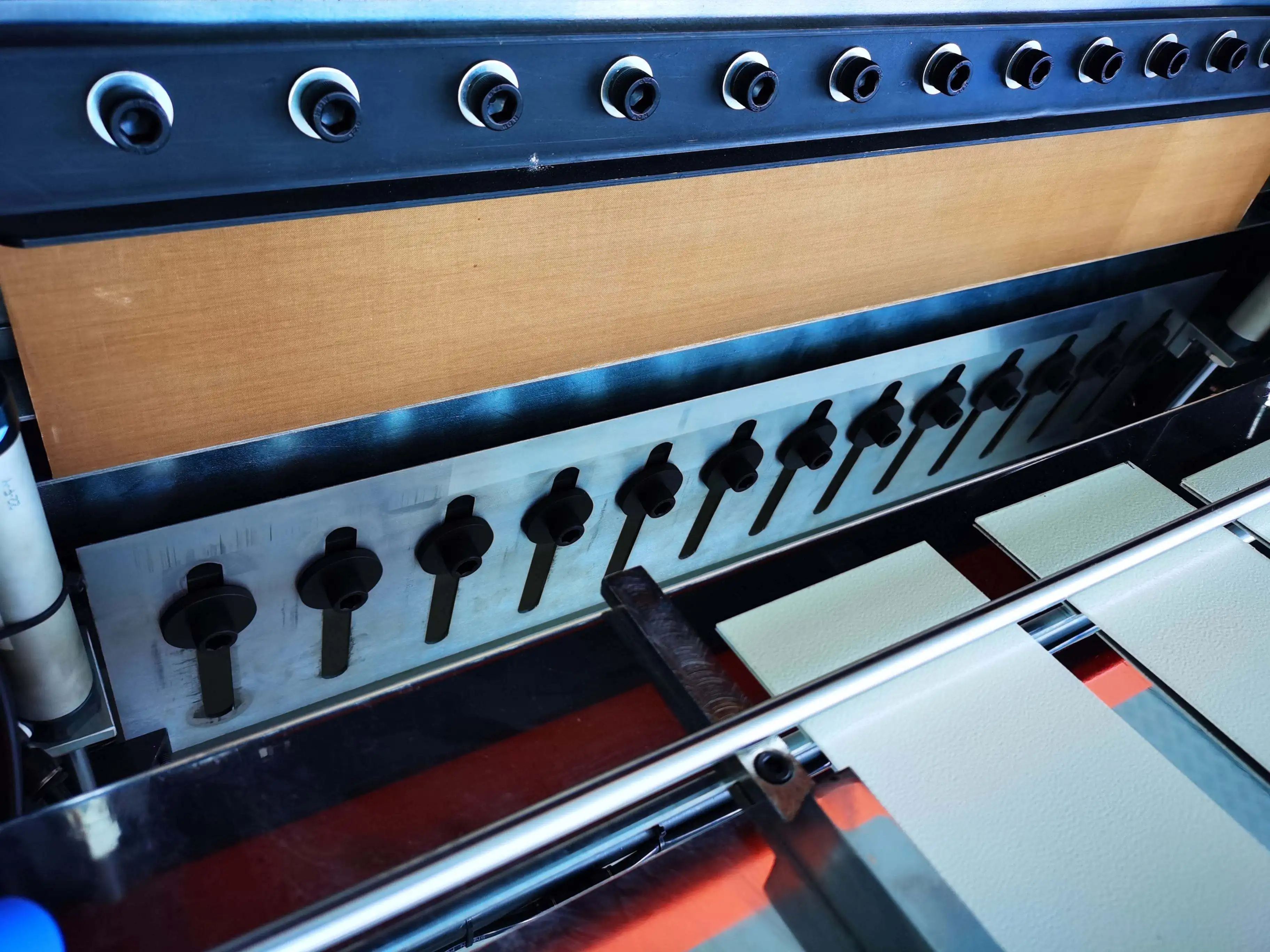 Горячая распродажа производство Китай ротационная Складная машина для бумаги с воздушным фильтром