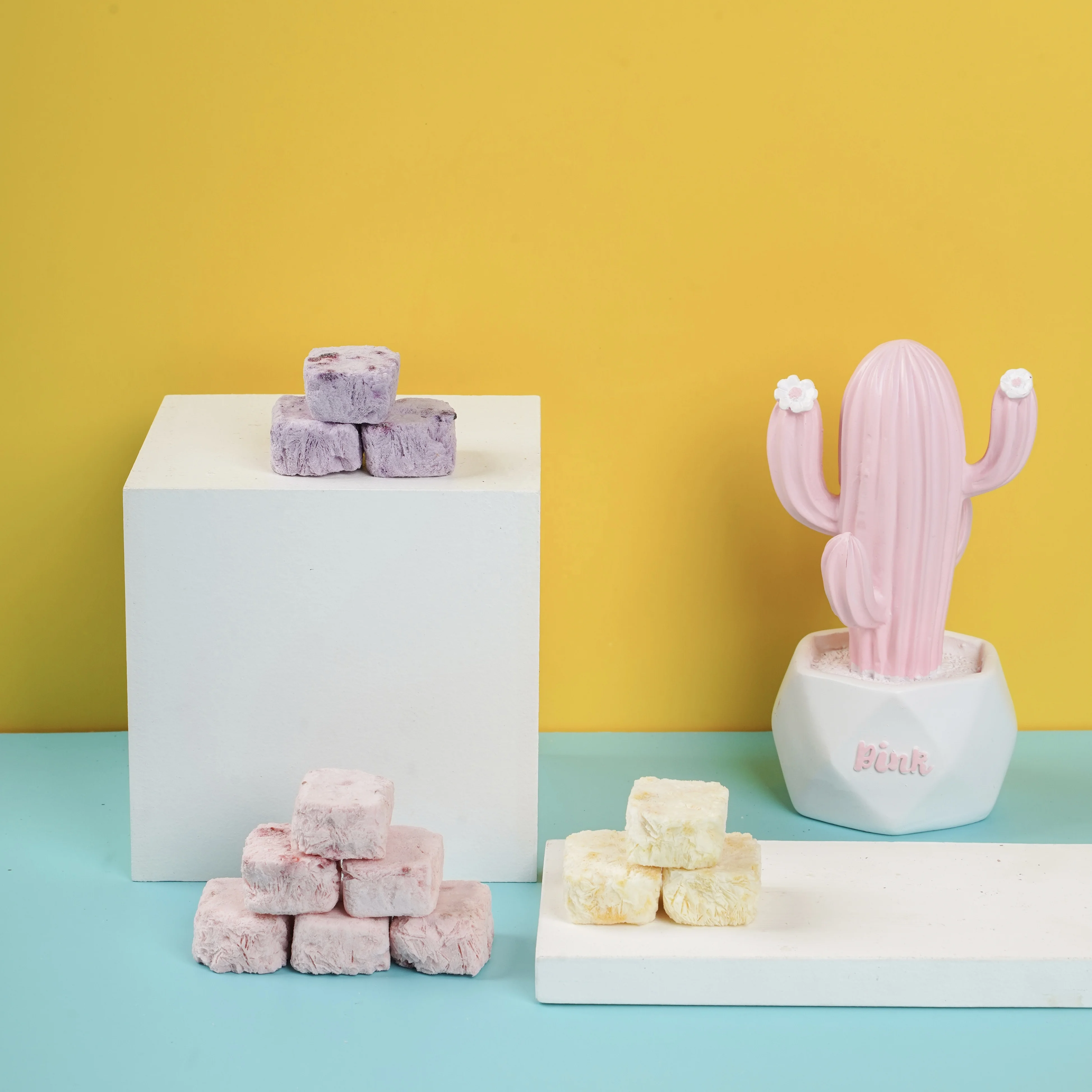 Popular Healthy Quality Nutritious  Baby Candy Low MOQ Baby Fruit Snacks Freeze Dried Yogurt 1.2g/ Cube