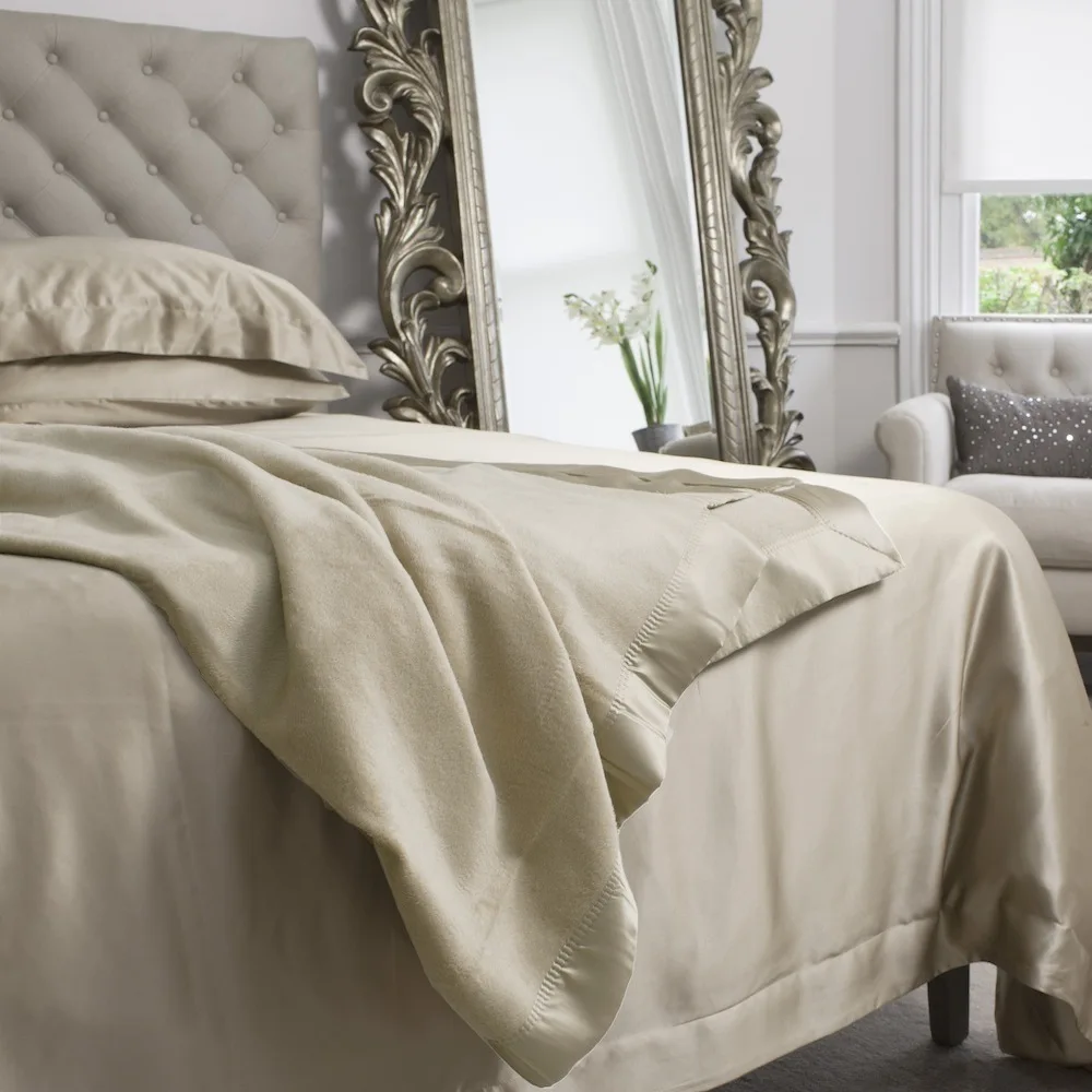 Organic Bamboo Woven Jacquard Blanket