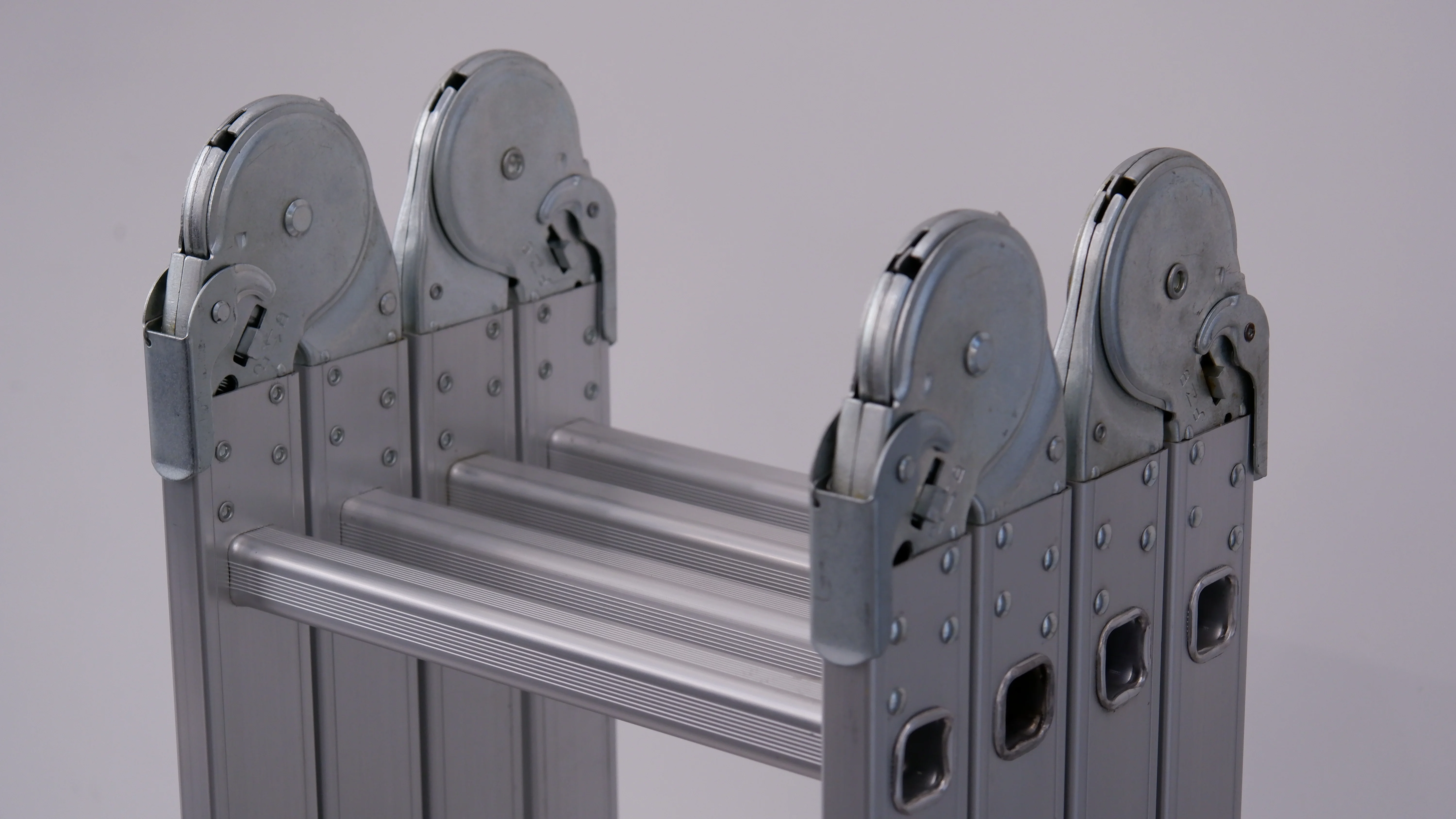 Multi-purpose Ladder Aluminum Ladder 4x4 EN131 Certificate Price Cheap Supply 4.5m Smile Aluminium 6063 Aluminum Ladder 7 Step