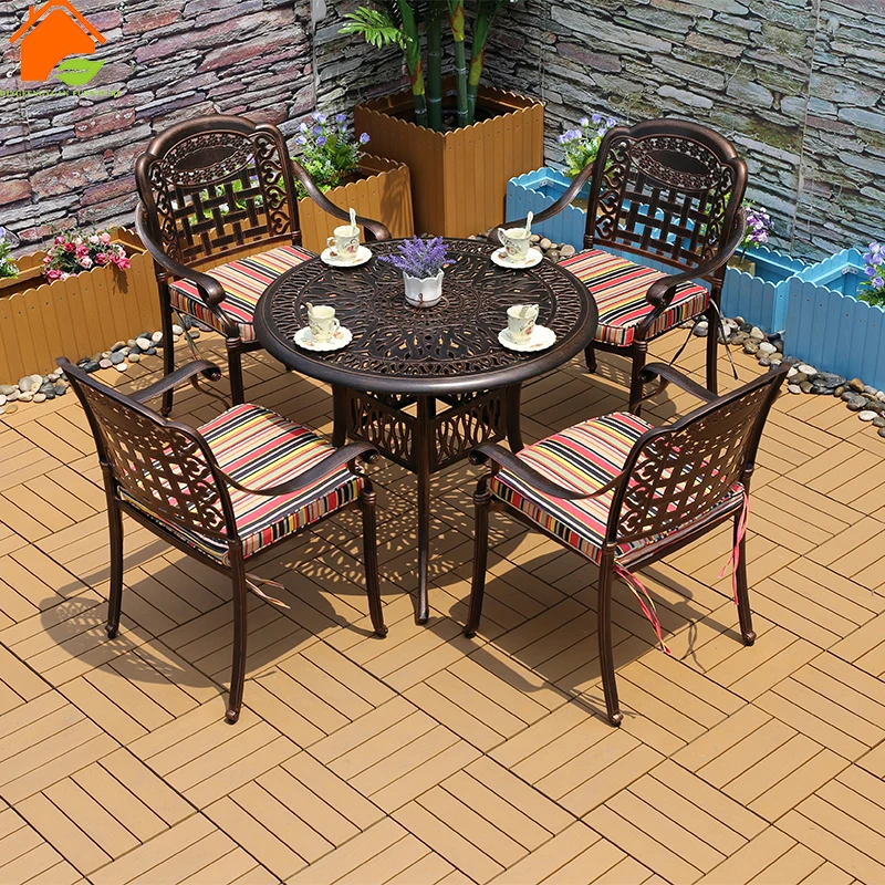 Hot Selling Out Door Furniture Garden Furniture Modern In Low Price  Wrought Iron Table And Chairs Set