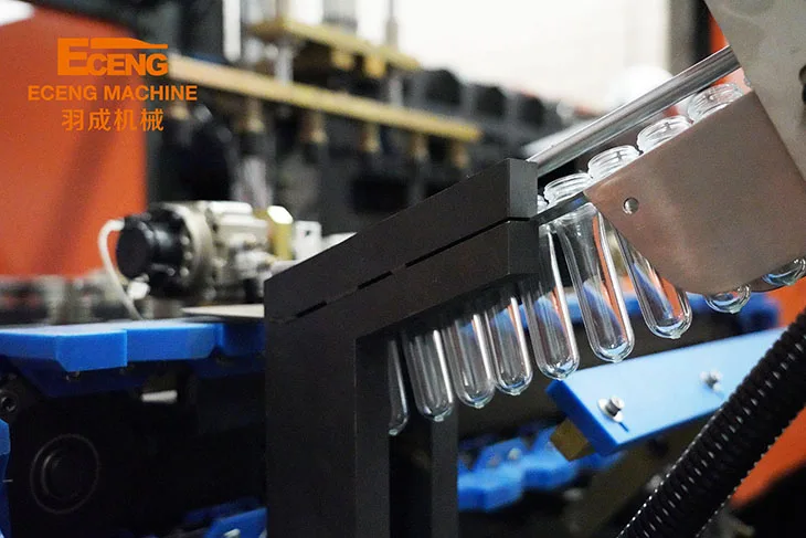 Fully Automatic linear PET stretch blow moulding machine for making Juice drink