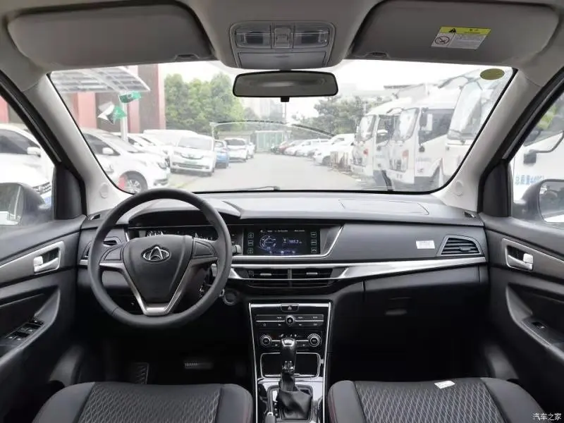  Лидер продаж Электромобиль Changan диапазон 400 км 6 сидений 5 дверей Электрический