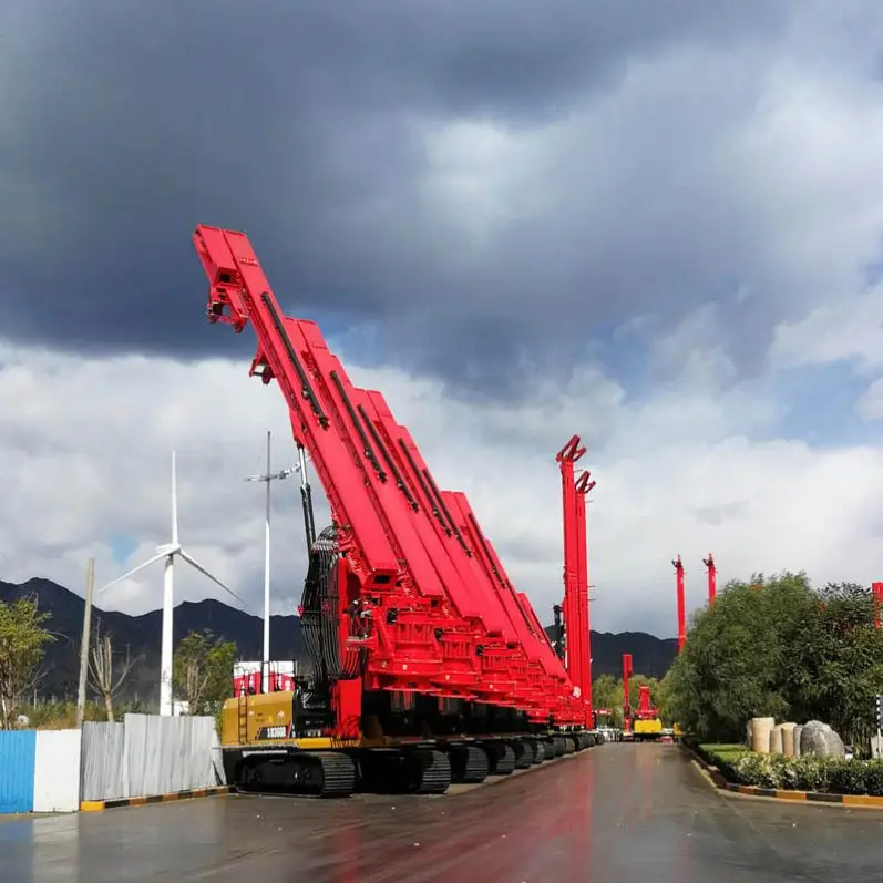 Новая роторная буровая установка SR155 на гусеничном ходу диаметром 1500