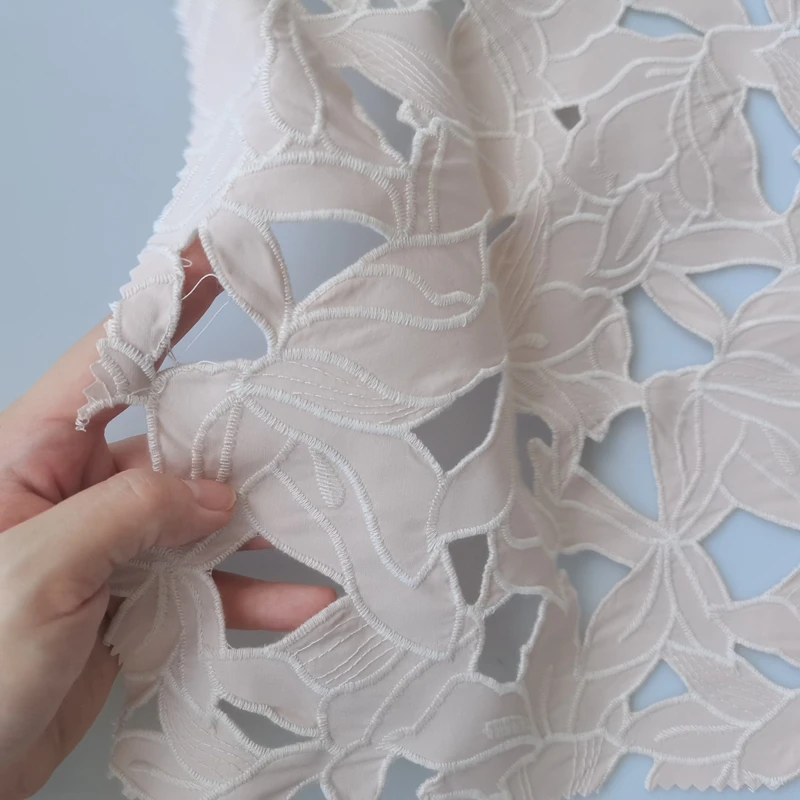 Best Quality 100% Polyester 190gsm Very Exquisite Hollow-Out Daffodil Pattern Embroidery Fabric For Women Garment And Textile