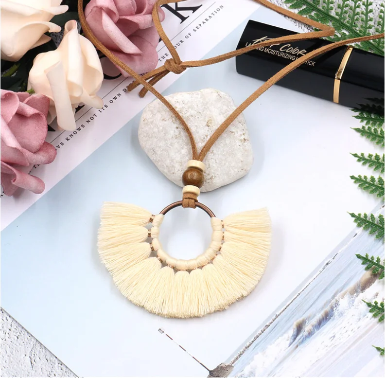 Creative fan-shaped pendant long tassel necklace female natural wood beads handmade necklace sweater chain wholesale