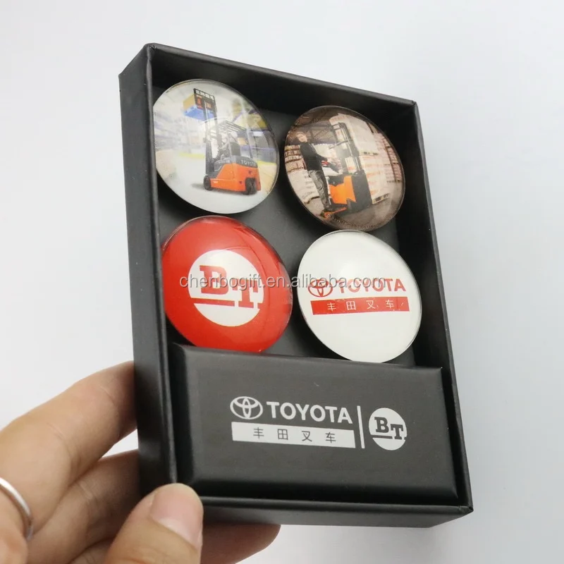 Custom OEM magnetic glass 3d dome magnets set , round crystal glass magnet with a paper gift box packing fridge door magnets