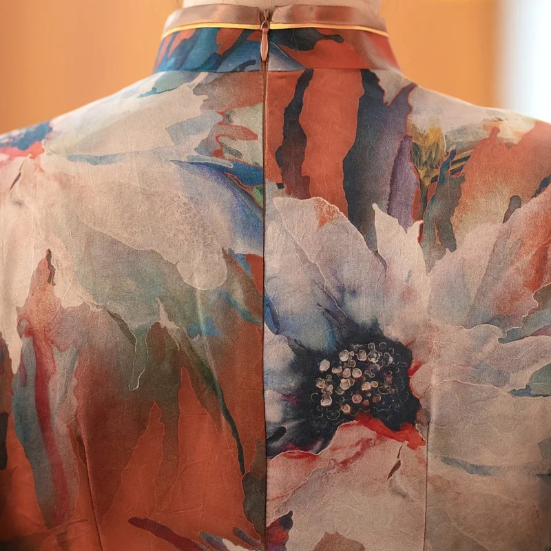 Elegant Heavy Silk Floral Long Chinese Dress Modern Slim Fit Daily Wear Cheongsam New Improved Style