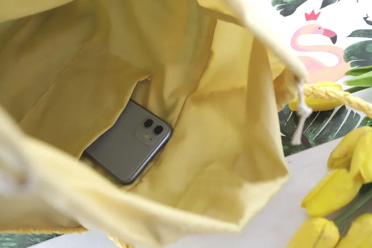 Niyang factory wholesale hot sale design handmade woven knitted stripe color for women fashion women paper straw tote bag