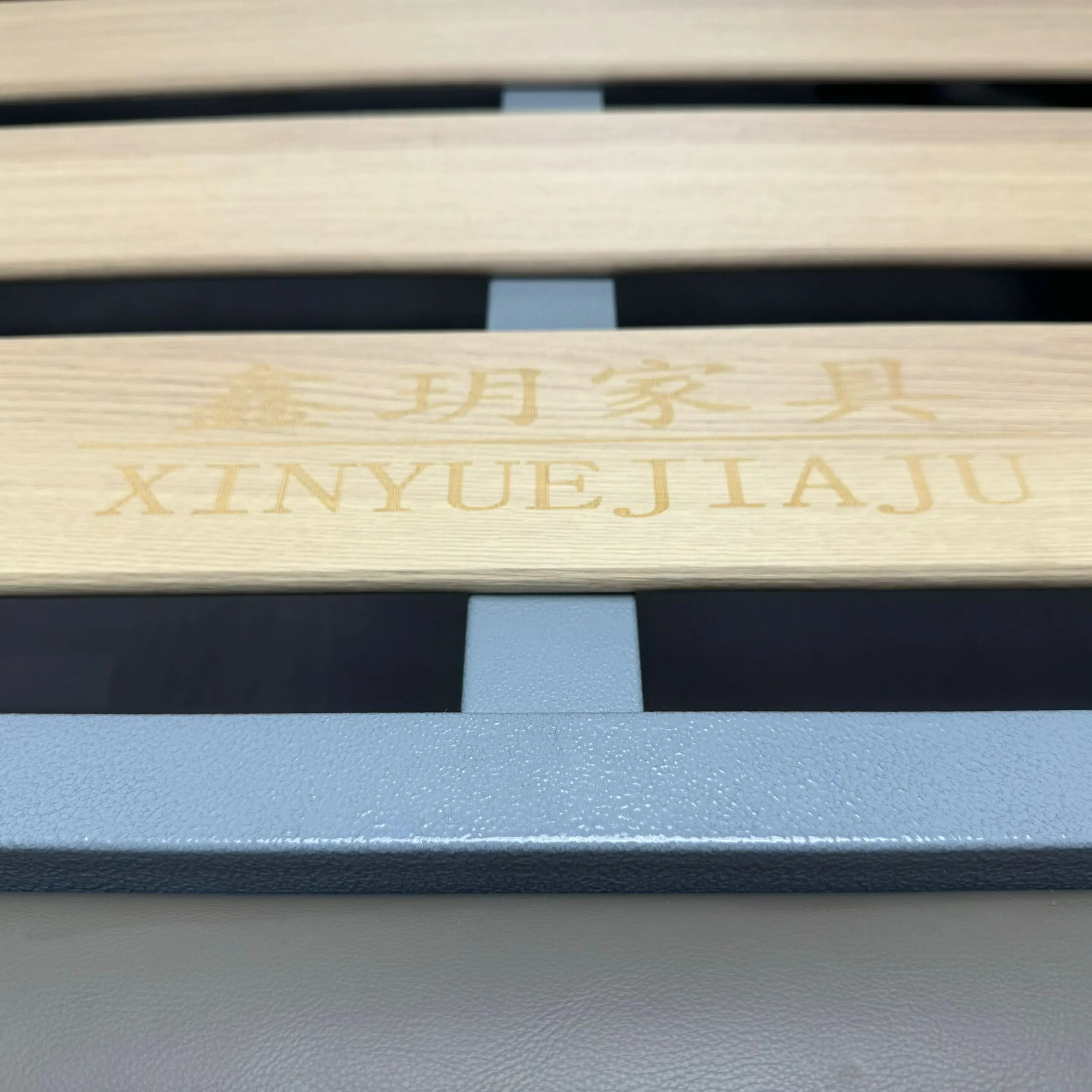 Popular upgrade queen king customized  size slatted bed frame for bed platform base