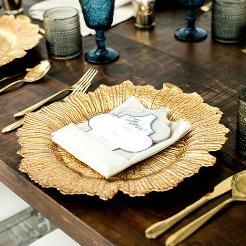 Wholesale Luxury Gold Reef Charger Plates Acrylic Round Plastic Charger Plates Wedding Dinner Gold Charger Plates