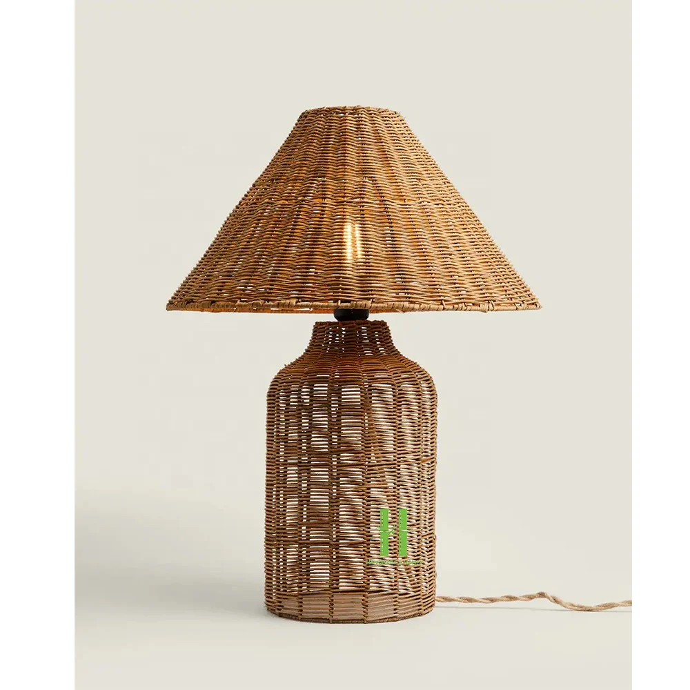 High Quality Handwoven Rattan Table Lamps with White Shades Bedroom Hotel Decoration OEM Acceptable Wicker Lighting Lampshade