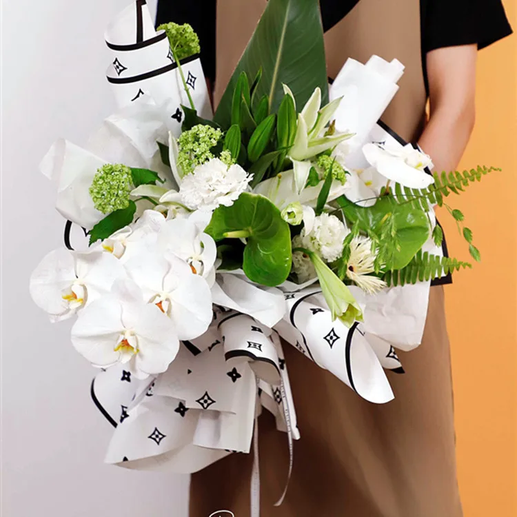 High Quality Luxury Disposable Waterproof Flower Wrapping Paper Wholesale Korean Flower Packing Paper