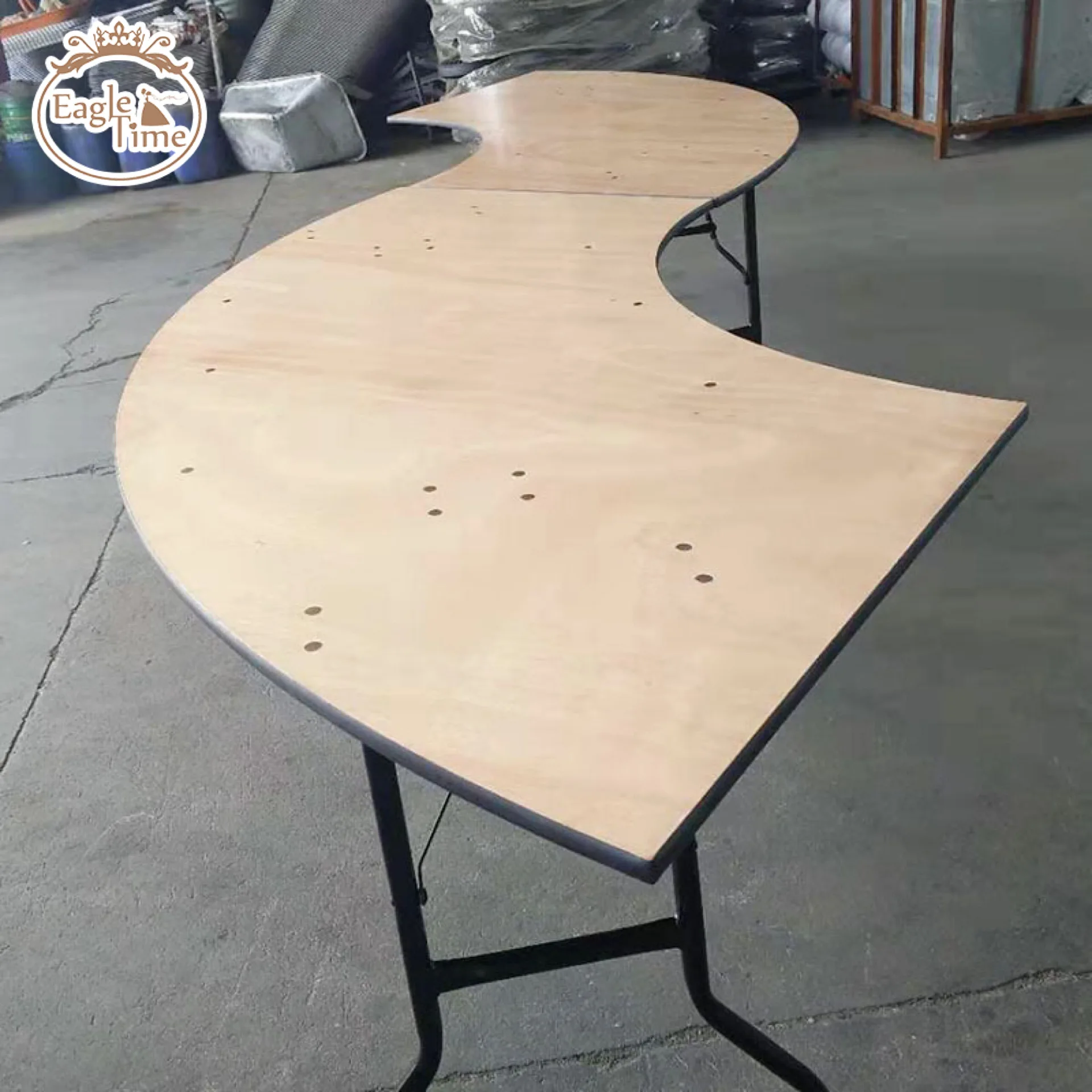 2024 Hot Selling Wood Wedding Event Wooden Table Curved Shape Solid Wood Tables for Events
