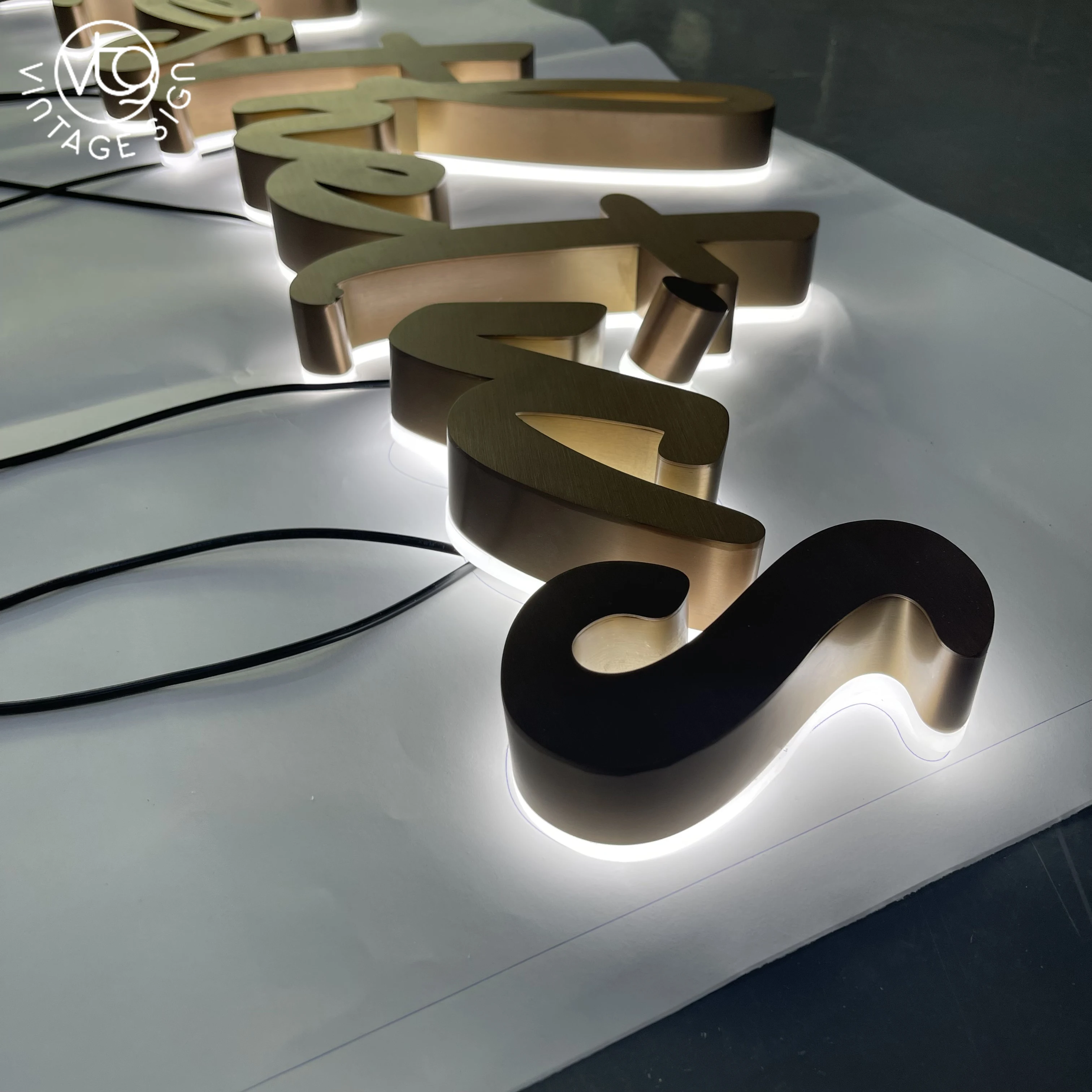 Shop Back Light Advertising Channel Acrylic Brightness Backlit Led Letter Sign With High Quality