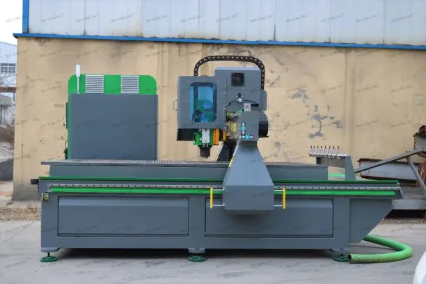 JINAN BCAMCNC 1325  auto tool changing automatic wood router cnc bead making machine