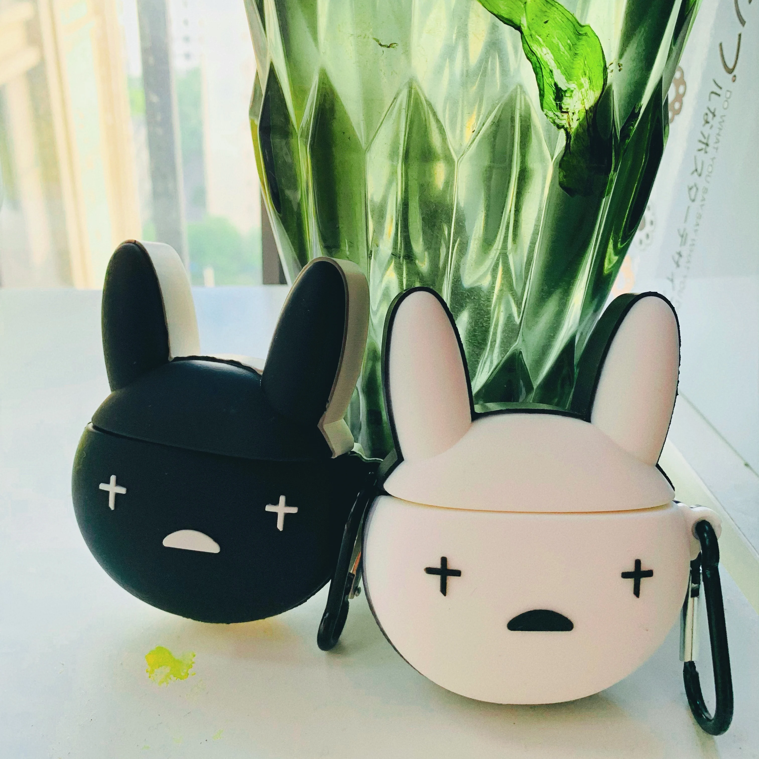  2021 Fashion Bad Bunny Rabbit Silicone Earphone Case for Apple iPhone Airpods 12 Pro Kaws Cover Bag Headset