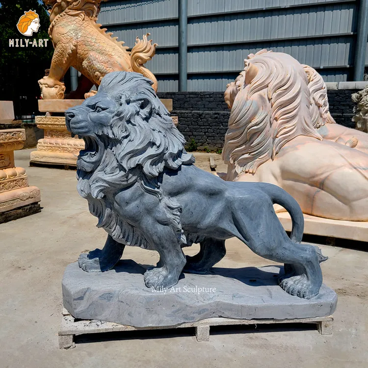 Popular Design Hand Carved Marble Black Sitting Lion Statue Sculpture for Sale