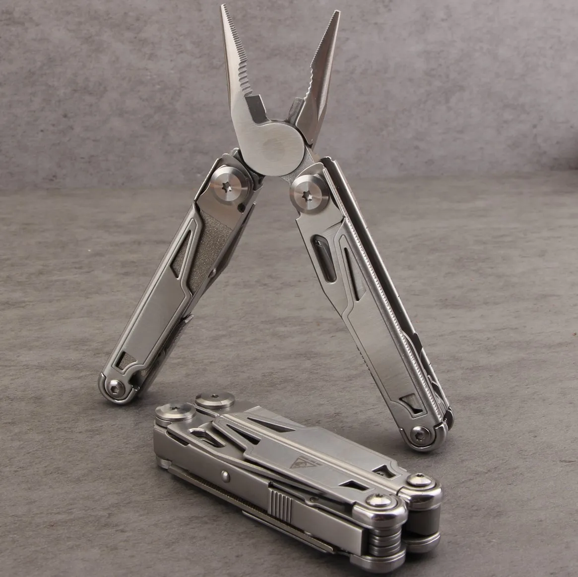 Multitool Pliers 21-in-1 Multi-Purpose Pocket Knife Pliers Kit Durable Stainless Steel Multi-Plier Multi tool