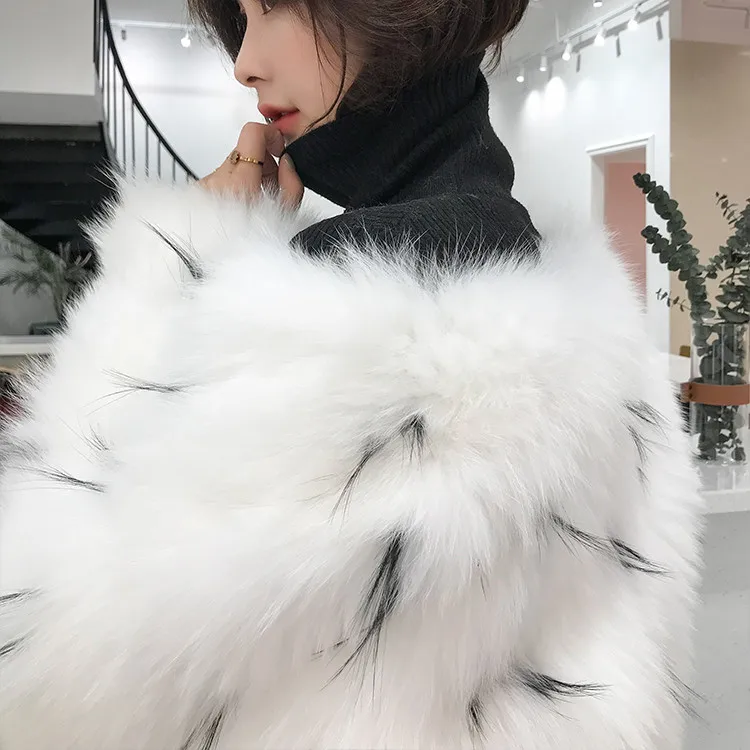 Factory wholesale custom spot New Elegant fox fur coat long white winter real fox fur coat fox mink coat fluffy jackets women