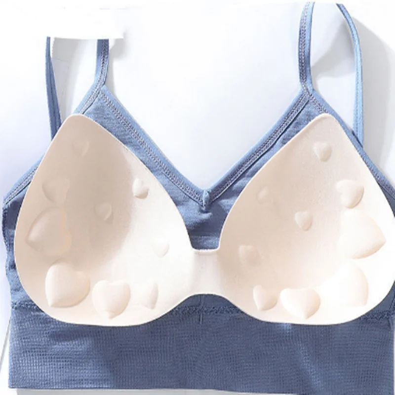 In summer, students wear U-shaped open-back underwear with suspender belts and outside