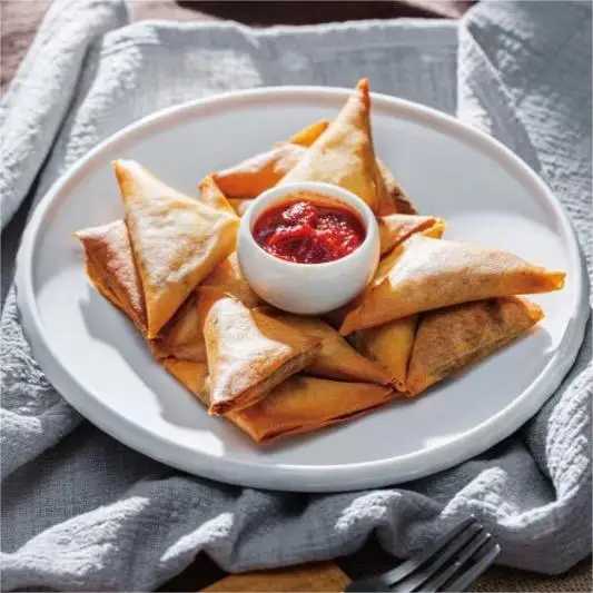 China Supplier Very Delicio Hot-Selling Fried Iqf Frozen Samosa Chinese Food Vegetable Salty Pastry Fried Instant Food
