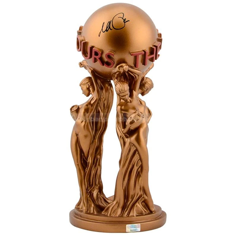 garden park bronze large statue the world is yours scarface globe