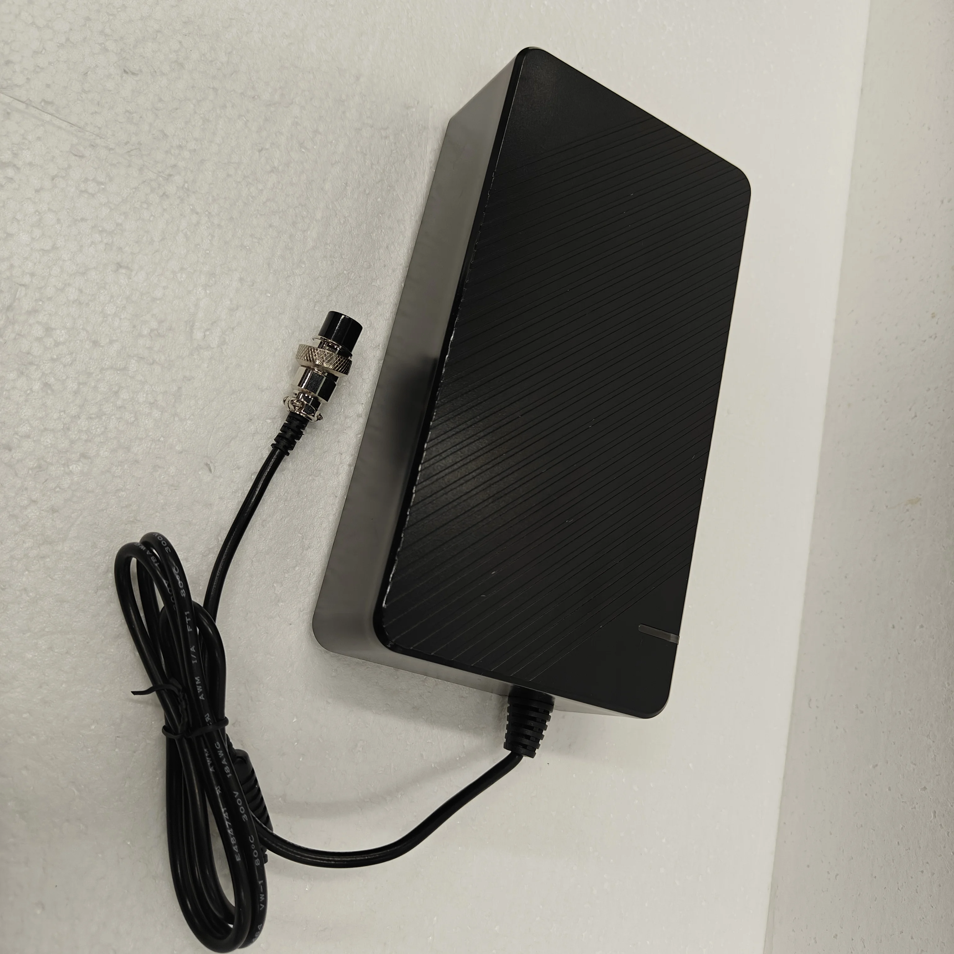 DOKMA  P11 Dtoro Dks - pro electric scooter charger fast charging configuration certified by US EU AU standards charger