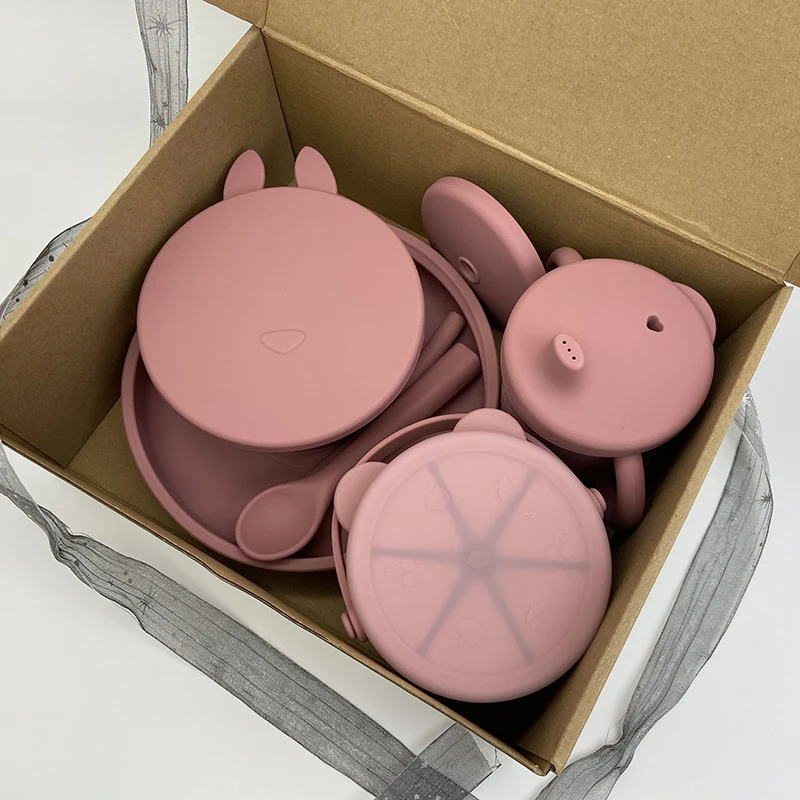 Wholesale BPA free silicone anti-slip washable silicone baby plate,bowl,cup and spoon match baby feeding set with factory price