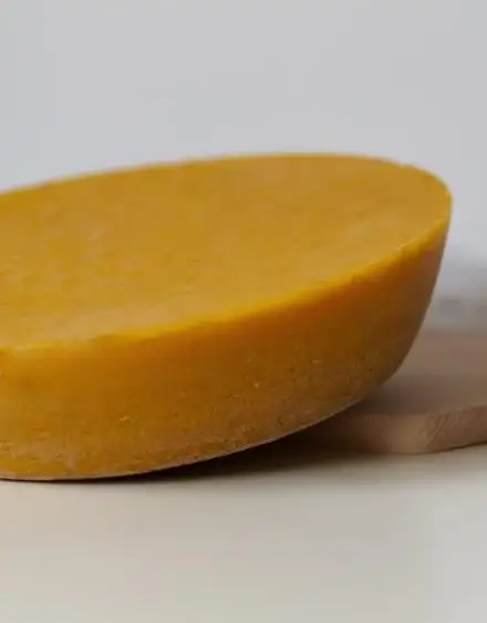 China made bulk beeswax wholesale raw yellow beeswax for sale