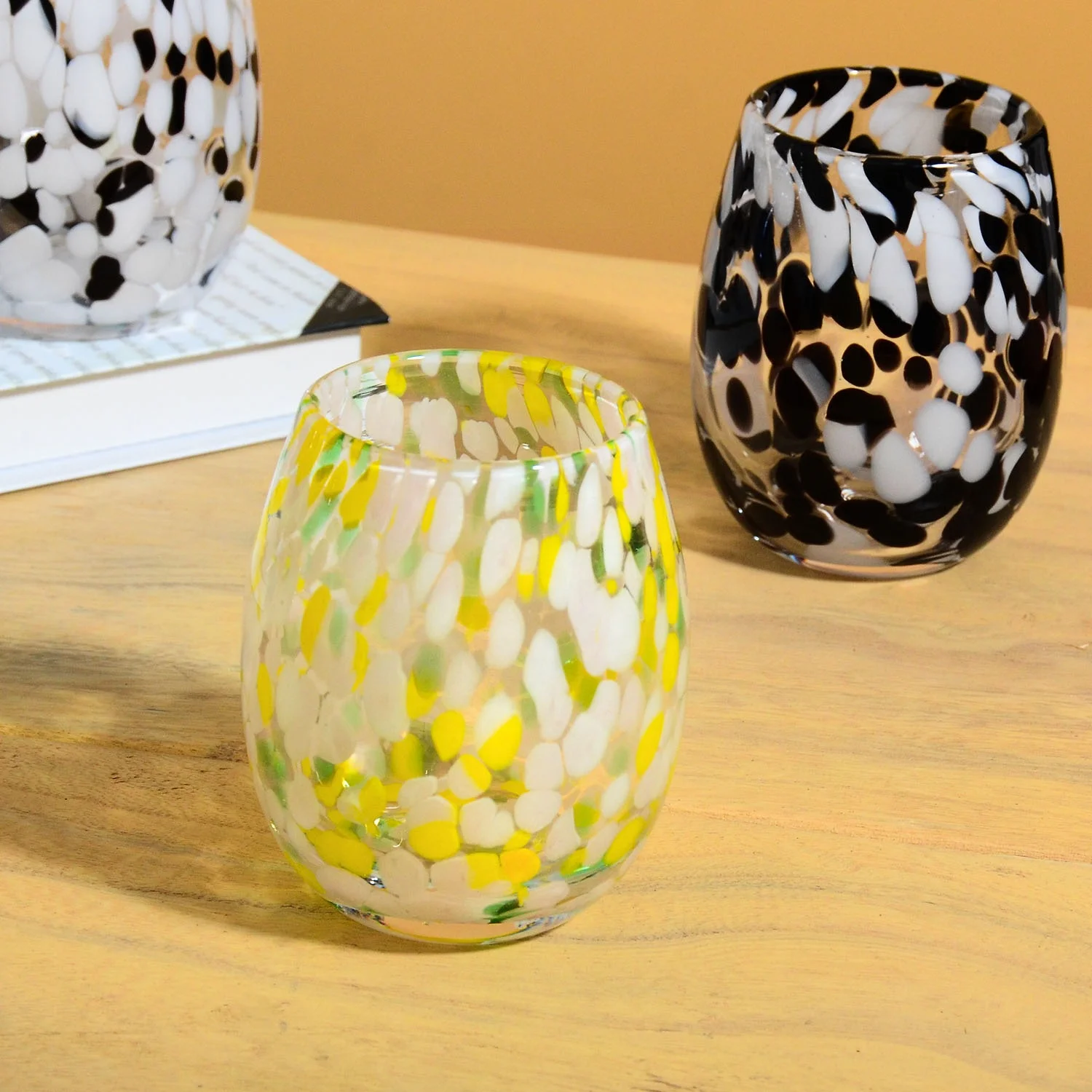 Samlife Unique Decorative Colorful Dots Drinking Juice Glass 255ml 9oz 16 oz Blue Black Recycled Stemless Wine Glasses