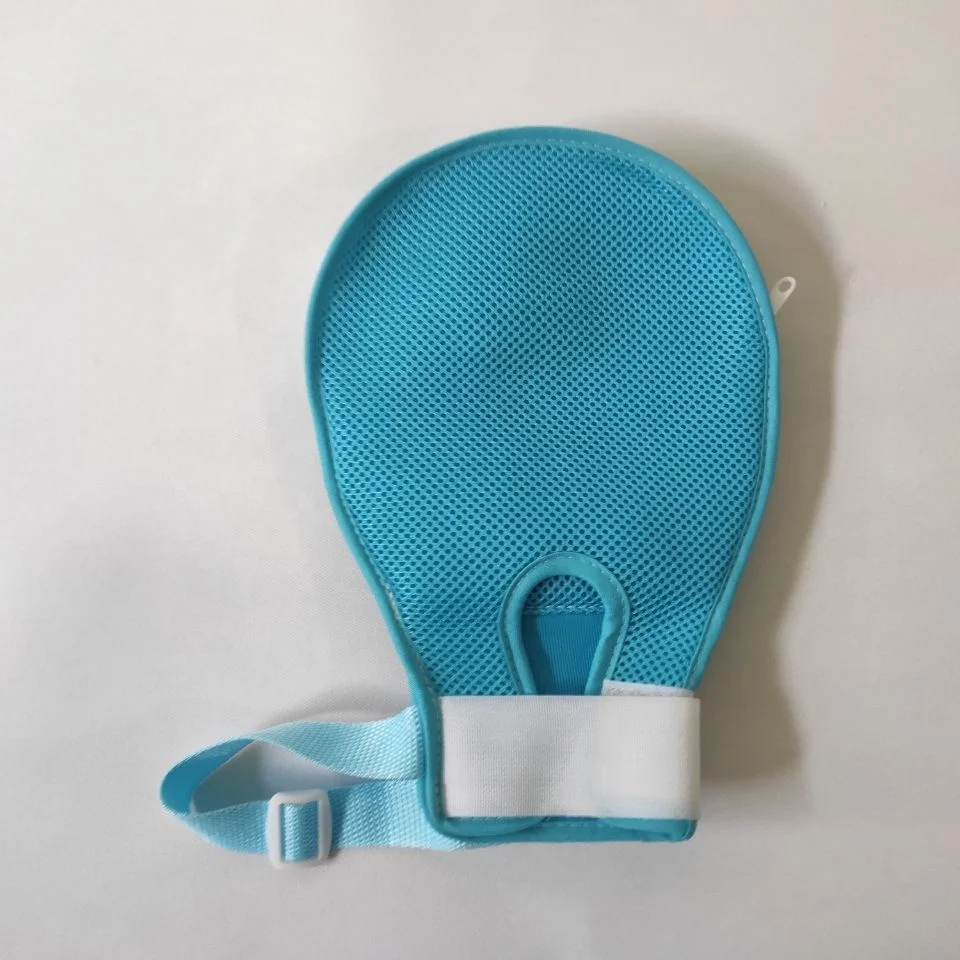 
Restraint gloves with breathable hand infection protection and finger control 