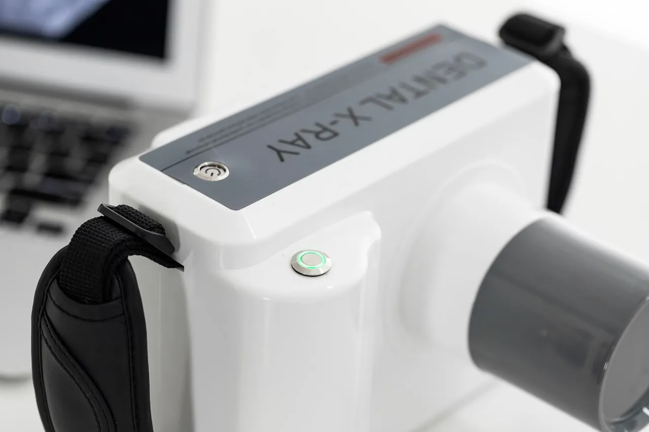 Dental Instruments LCD Touth-screen High Frequency Portable Dental X-Ray Unit XRay Camera