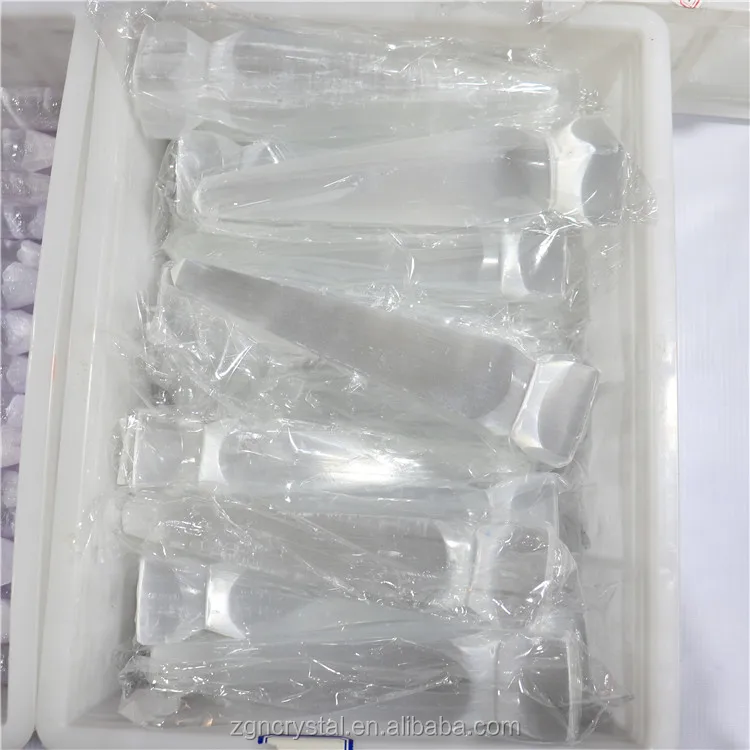 Robin Crystal Wholesale Gypsum Gemstone Tower 8 inch Natural White Crystals Healing Selenite Tower for reiki