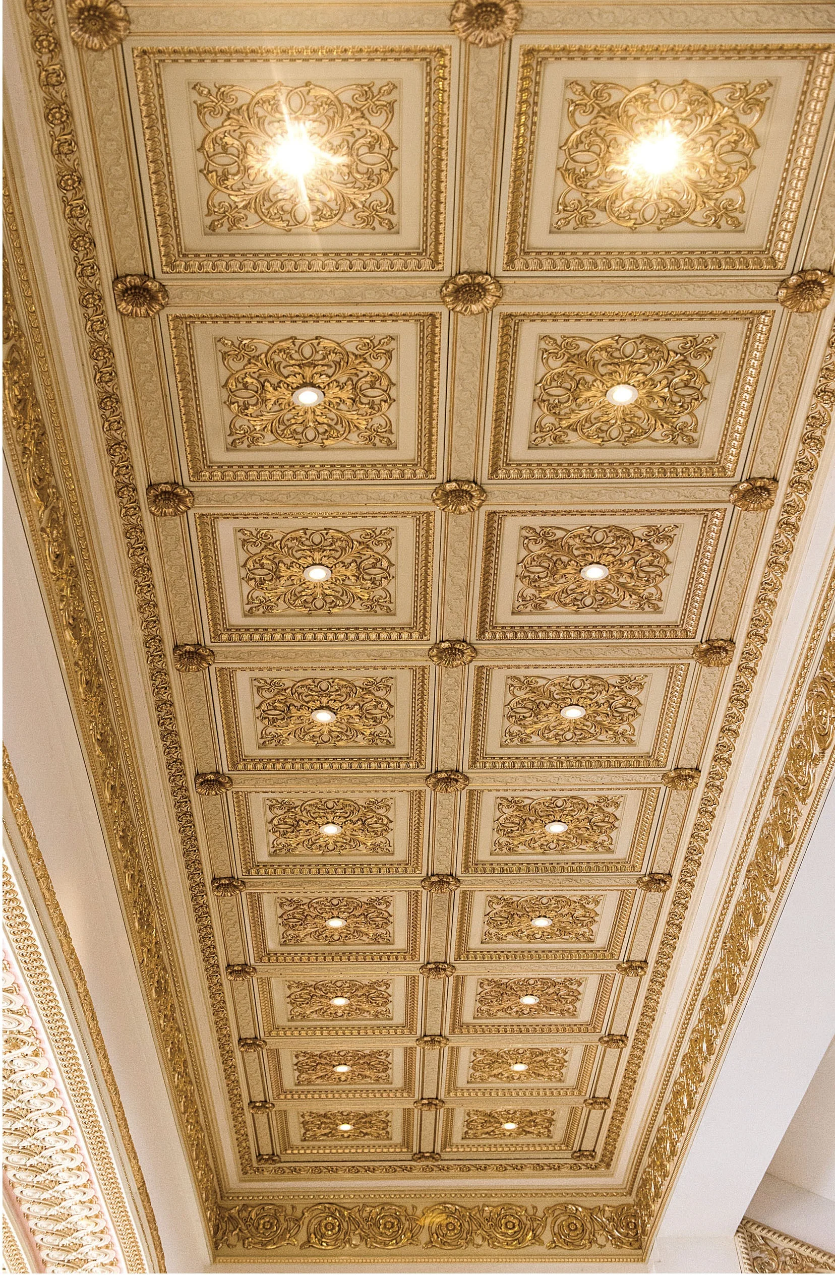 Banruo Fashion Decorative Concrete Ceiling Panel Artistic Ps Ceiling Wall Panel For Home Decoration