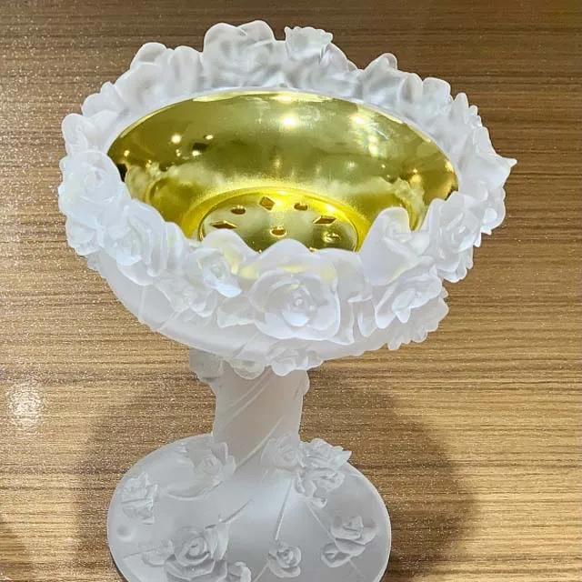 Elegant Arabian Dubai White Creative Lace Charcoal Carbon Meditation Bakhoor Censer Aromatic Scents Oud Crystal Incense Burners