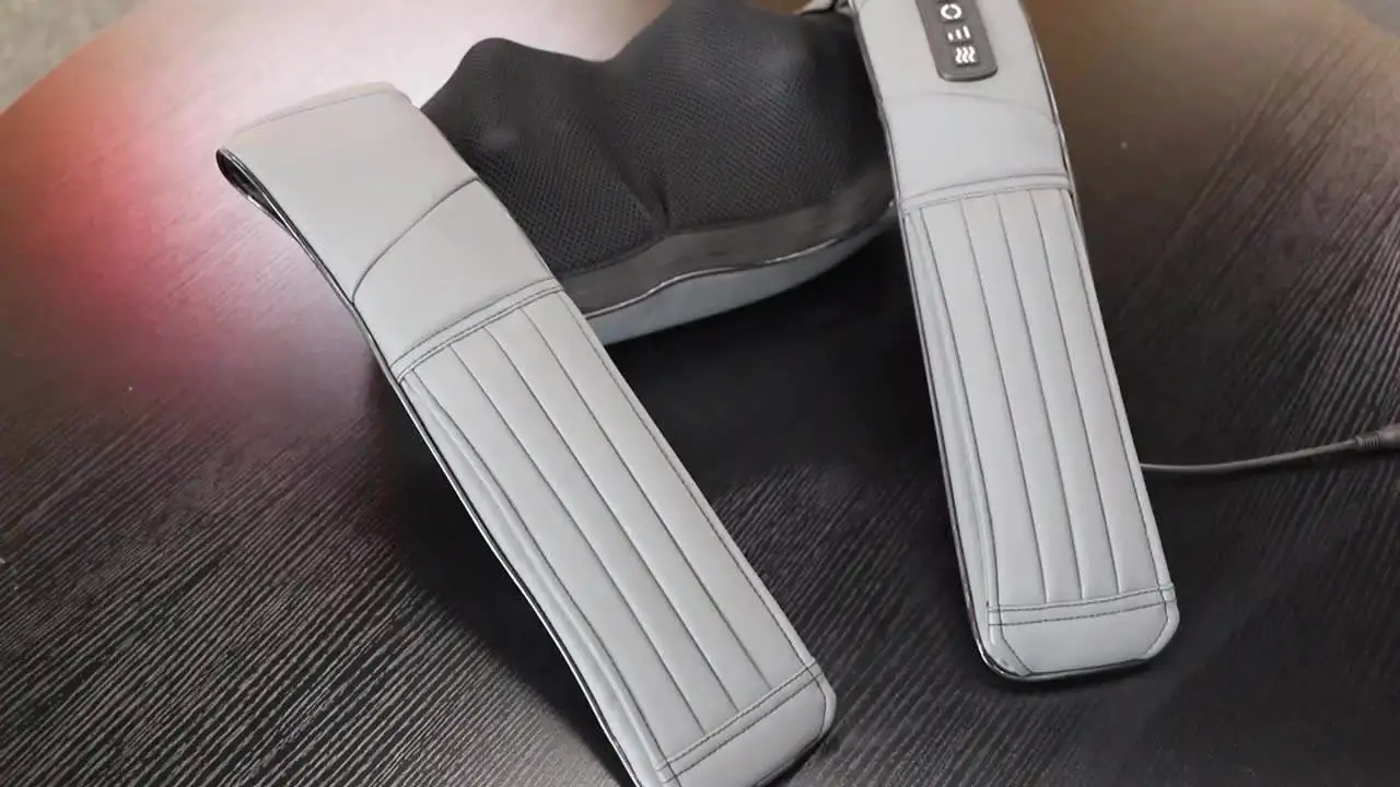 Custom High Quality New product shiatsu neck and back electric shoulder massager